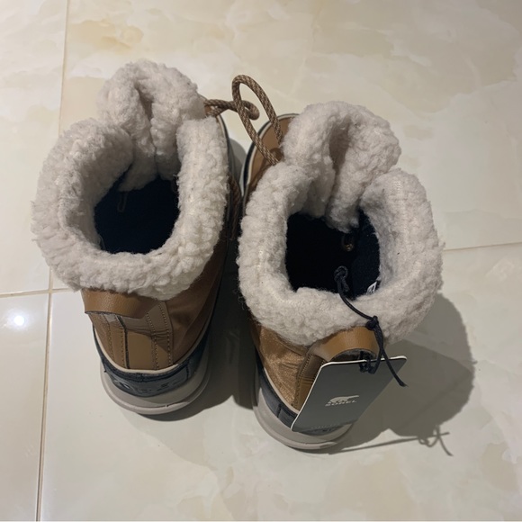 Sorel Carnival Ankle Boots - Picture 3 of 4